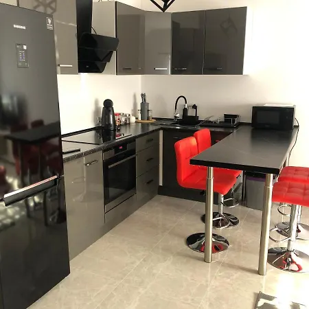 Apartment Telkom 2 *
